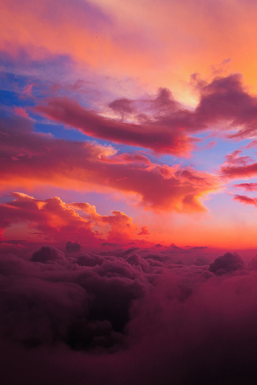 plasmatics-life:Sky & Clouds |by Taiwan Busy..