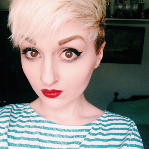 thatgirlwithbigeyes:  Going to get allergy tested. Might as well look good while getting probed.