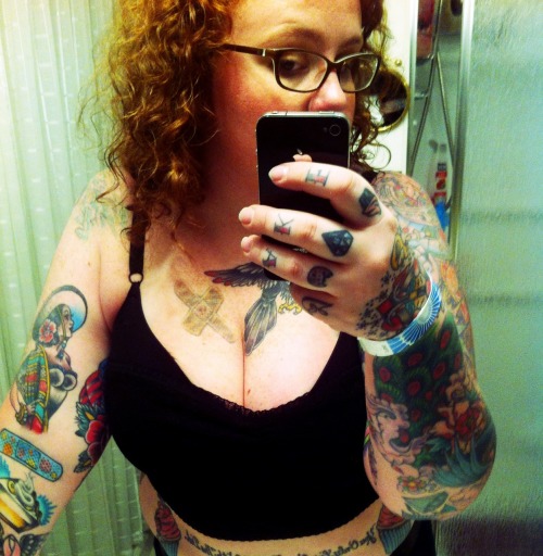 stateofmisery:  I wonder many people would be grossed out if I walked around in a crop top.  Not me