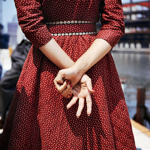 sharontates: Photography’s Best Kept Secret: The Allure of Vivian Maier [X]Via theculturetrip