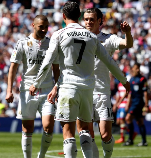 halamadridrm:  Real Madrid 9 - 1 Granada CFG. Bale 25               Robert Ibáñez 74C. Ronaldo 30C. Ronaldo 36C. Ronaldo 38K. Benzema 52C. Ronaldo 54K. Benzema 56D. Mainz 83 (GPP)C.Ronaldo 89