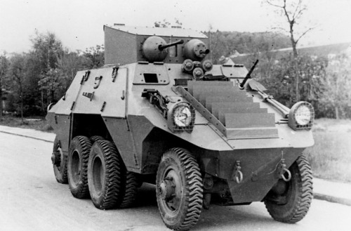 enrique262:Steyr ADGZHeavy armored car originally developed for the Austrian army, but after the Ans