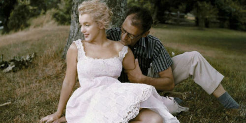  Marilyn Monroe and Arthur Miller photographed by Sam Shaw in 1957. 