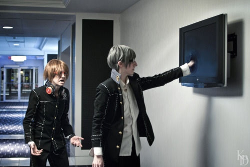 vantasticmess: friendleaderp: kdoranphoto: Persona 4 [Katsucon 2013] Souji Seta | Yosuke H