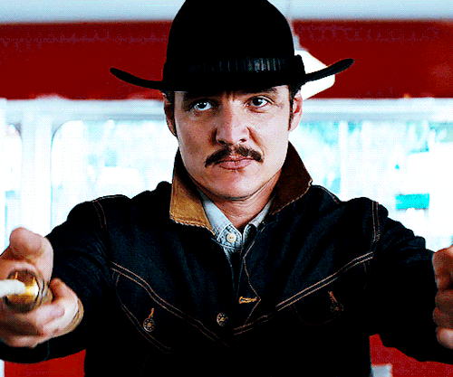pedroispunk:PEDRO PASCAL as Agent Whiskey in Kingsman: The Golden Circle (2017)“Skipping rope?”“It’s
