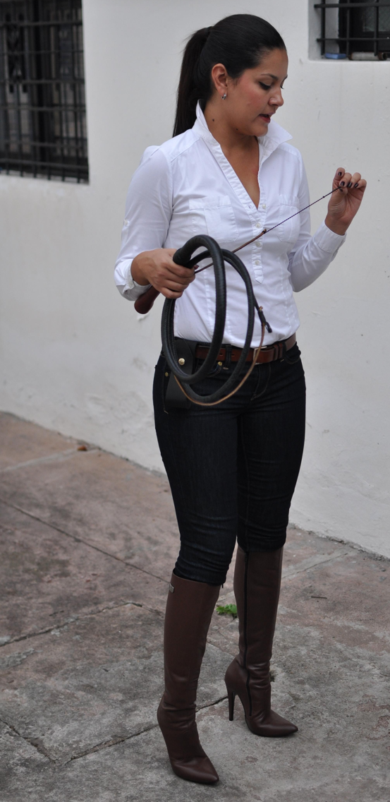 totalslaveric50: lv-dogsbody: LADY DIOSA Goddess!!! 