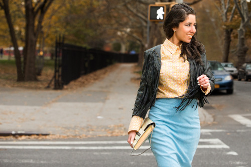 thegeekyblonde:look at these gorgeous orthodox jewish women from this modest fashion article!!!!!!