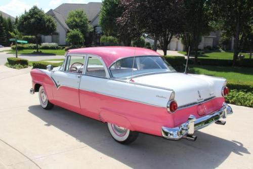 Porn arseniccupcakes:witchpope:1955 Ford Fairlane photos