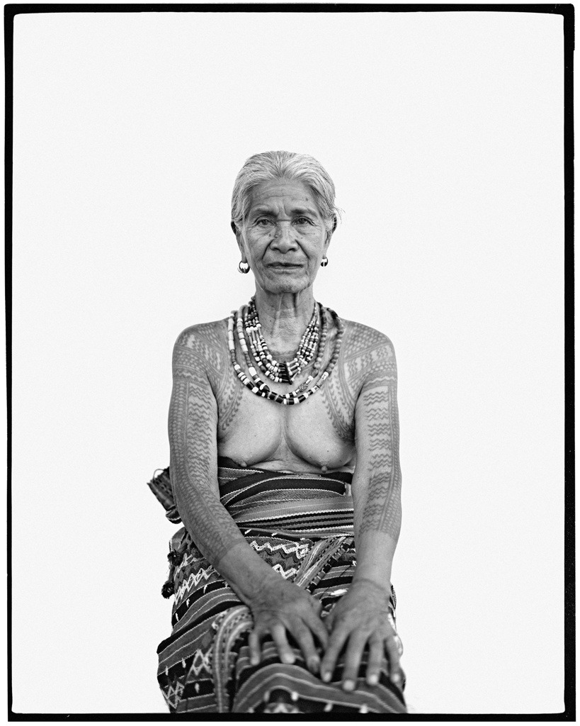 pupuplatter:  Jake Verzosa, Abo Nao Sicdawang (b. 1924), 2011, from The Last Tattooed Women