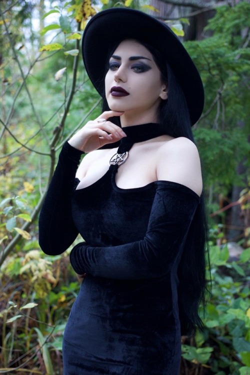Some of my favorite Killstar pieces and looks.