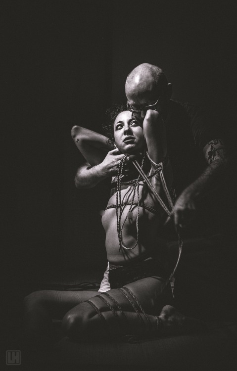 amaury-grisel-shibari: Strong Ropes Modele: Diana Von HammacheKinbaku/Semenawa : Amaury GriselPhoto 