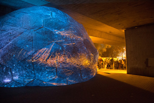 nyctaeus:Loop.pH, ‘Osmo’, 2014 Loop.pH constructs the cosmos with inflatable infinity sp