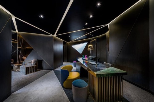 Vue Hotel by @ministryofdesign for briefing /19. Ph. Edward Hendricks (CI&amp;A Photography) &md