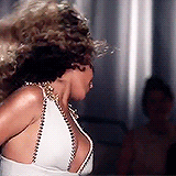 beyoncexknowles:   Beyoncé hair appreciation   