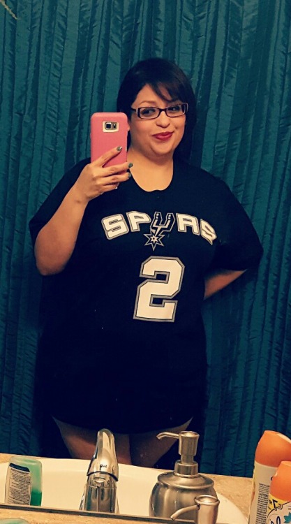 bbwtexasslutmuffin:  🔥🏀Game Day!!!🏀🔥I ❤my San Antonio Spurs!!!! 