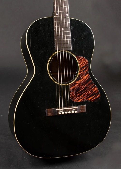 1937 Gibson HG-00from: https://cartervintage.com/collections/acoustic-guitars/products/copy-of-gibso