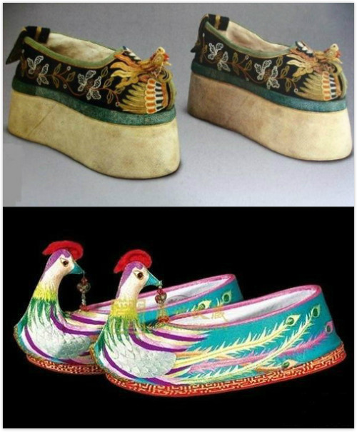 Traditional Chinese fashion, the warped-toe shoes. Generic term: 翘头履qiào tóu lǚ. Type: 凤头履、岐头履、聚云履、五