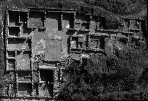 ancientgreecebuildings:House of the Doric Capital * Morgantina, Sicily* Hellenistic era