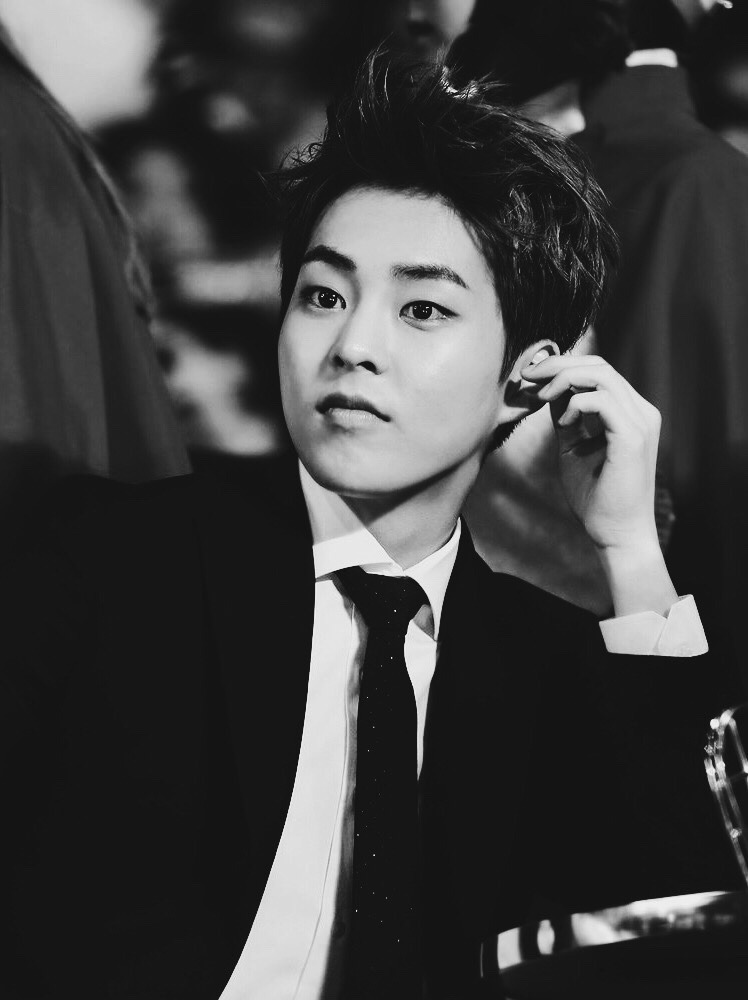 svetik-1d:  Happy birthday Minseok 