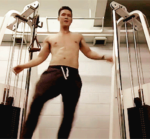 magnuslightswood: harry shum appreciation meme  1/? → favorite dancing video 