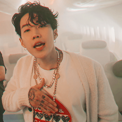 JAY B - B.T.W (Feat. Jay Park) ☾ like or reblog if you use☾ do not repost☾ psdby : @wiiintermoon▌│█║