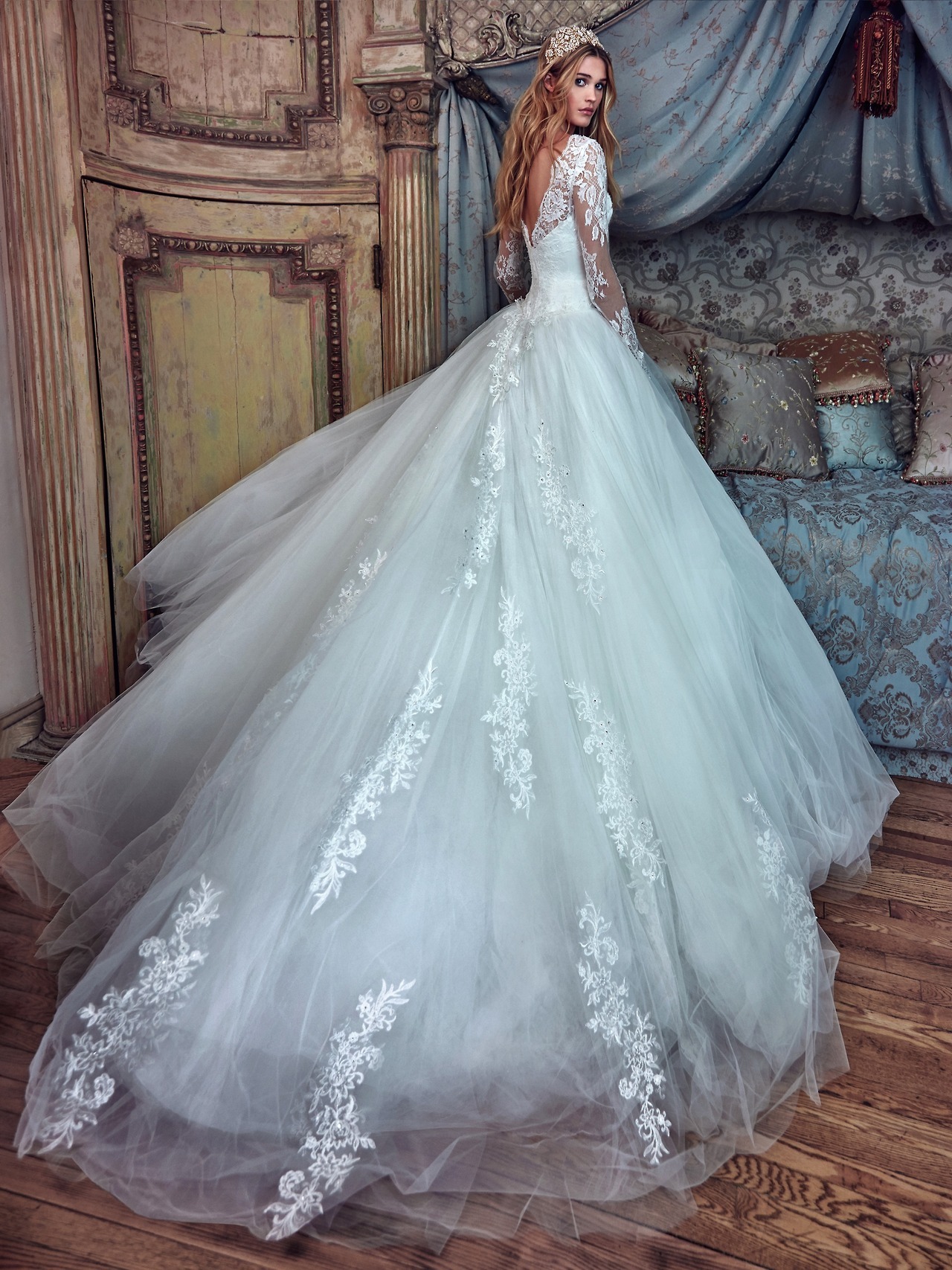 katiemarieweddings:  Galia Lahav Le Secret Royal Collection - Corina Gown