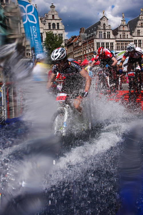 blogblogblooog: City mountainbike Antwerpen by AndrasVeresPhotography