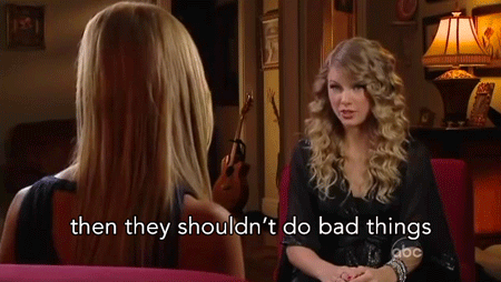 shedidntevenswear: Fearless Tour (2009) // CBS Sunday Morning (2019)