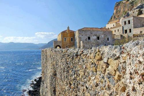 tselentis-arch: Fortress of Monemvasia, Greece Image Credits: [1], [2], [3] Greece Affiliate LinkMon