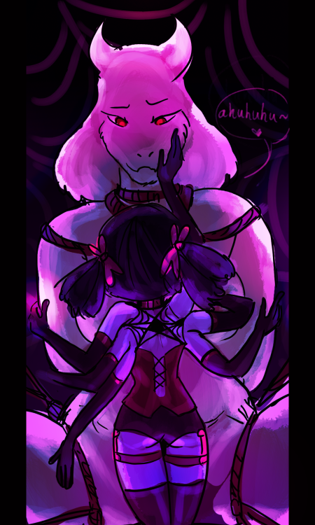 sinisk:  i saw @sanster-blaster ‘s  picture of muffet and toriel and i couldn’t stop myself >u>. excuse the messy line art, ‘twas rushed. [[also sorry for the minor ramblings below]] i’m a sucker for smolxtol ships and i actually kinda