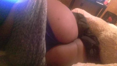 fucked-fairy: Nye booty  Ugh someone buy me cute panties