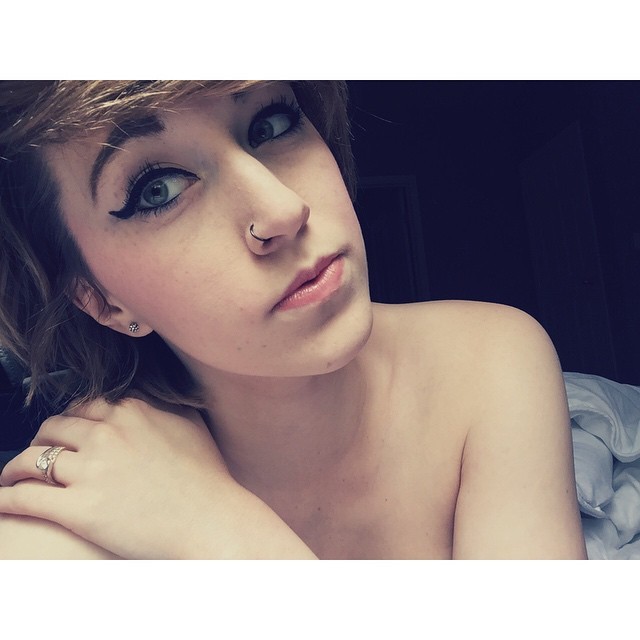 laineybot:  🚮