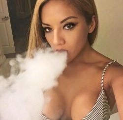 sexyvape:  REBLOG if you would love to get