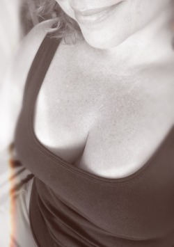Curiouswinekitten2:  It’s The Last Day Of Summer Vacation For This Cleavage- If