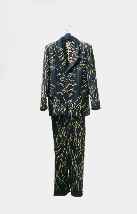 artthatremindsmeofhannibalnbc:Birgit Dieker, Nervensache, 2003Pinstripe suit, cords, hangers