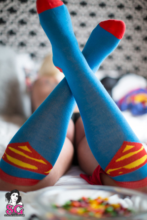 savingthrowvssexy:  Sarah Skittles loves Superman 