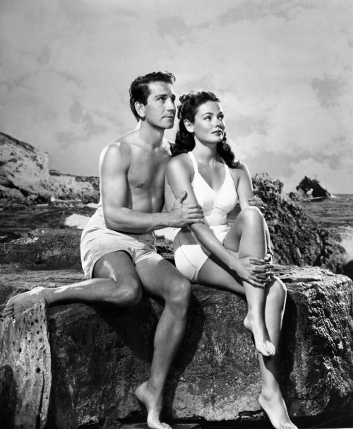 Richard Conte and Gene Tierney in Whirlpool (1950)