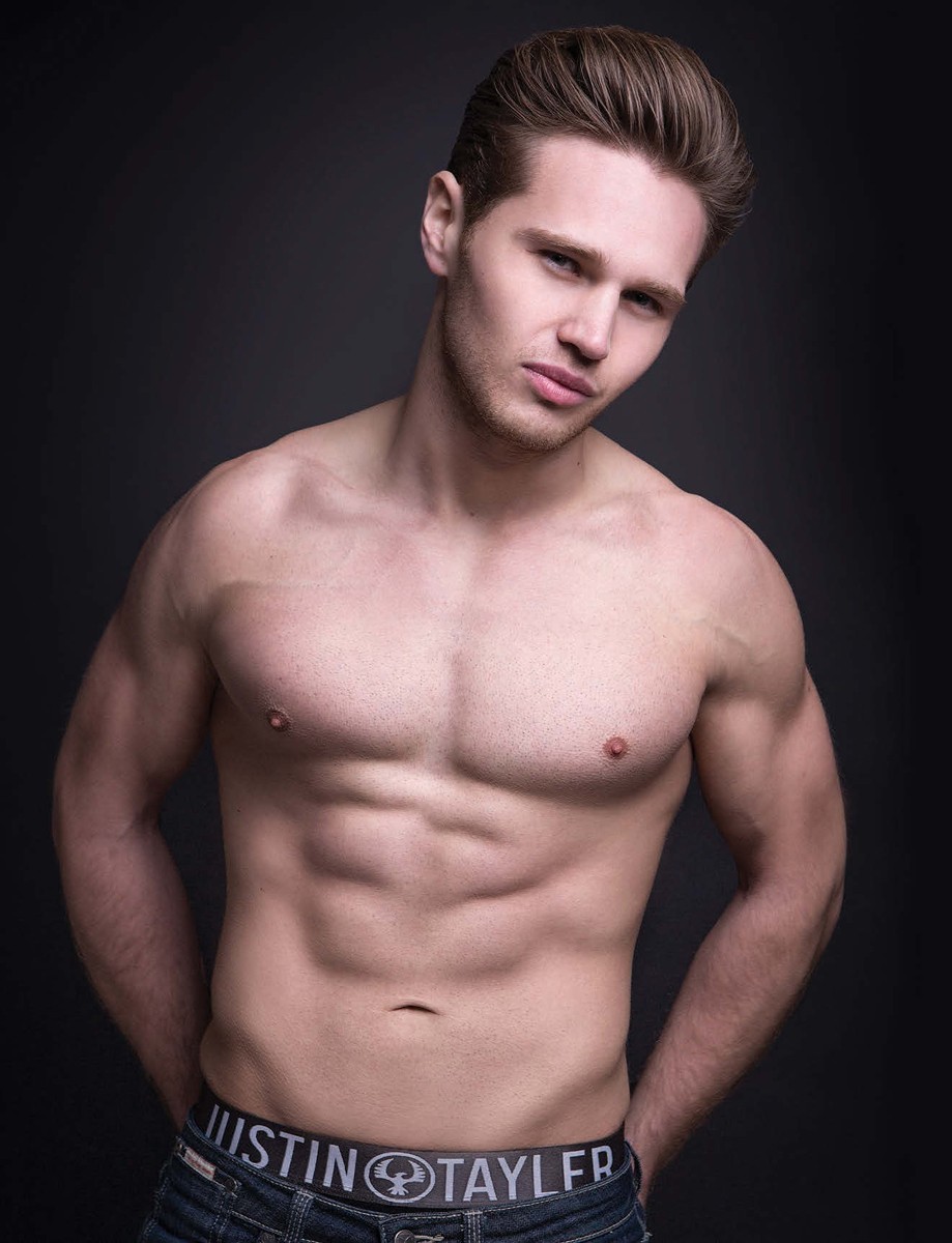 hotfamousmen:  Danny Walters