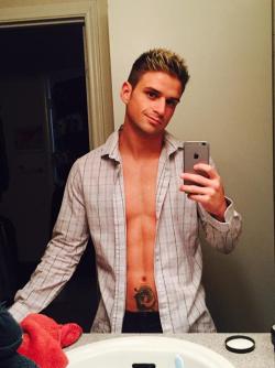 colungafrank:  Jackson Taylor    twitter pics