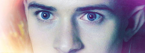  The White Wizard approaches. 
