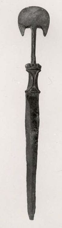 art-of-swords: 10th Millennium B.C.E. Daggers Photo #1 Period: Iron Age II Dated: circa 10th–