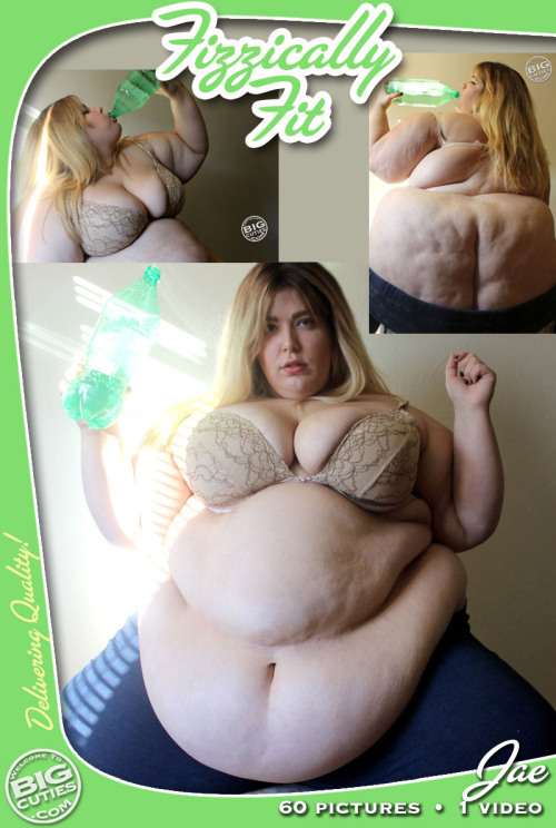 bbwjae:  Happy Monday everyone!This was a adult photos