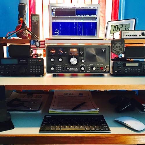 New radio arrangement on the desk. #shortwaveradio #hf #radio #yaesu #radioshack #sdr #rtlsdr