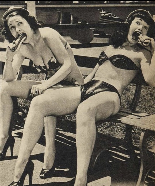comominimo:Bettie Page and a friend eating adult photos