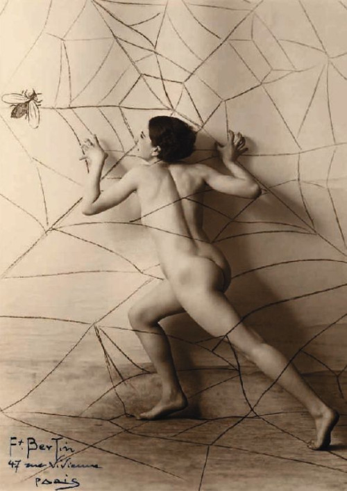 hauntedbystorytelling: François Bertin, Paris, 1925 / no further information