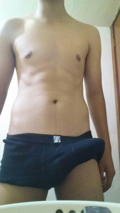 https://reysexy.tumblr.com/post/116526679563