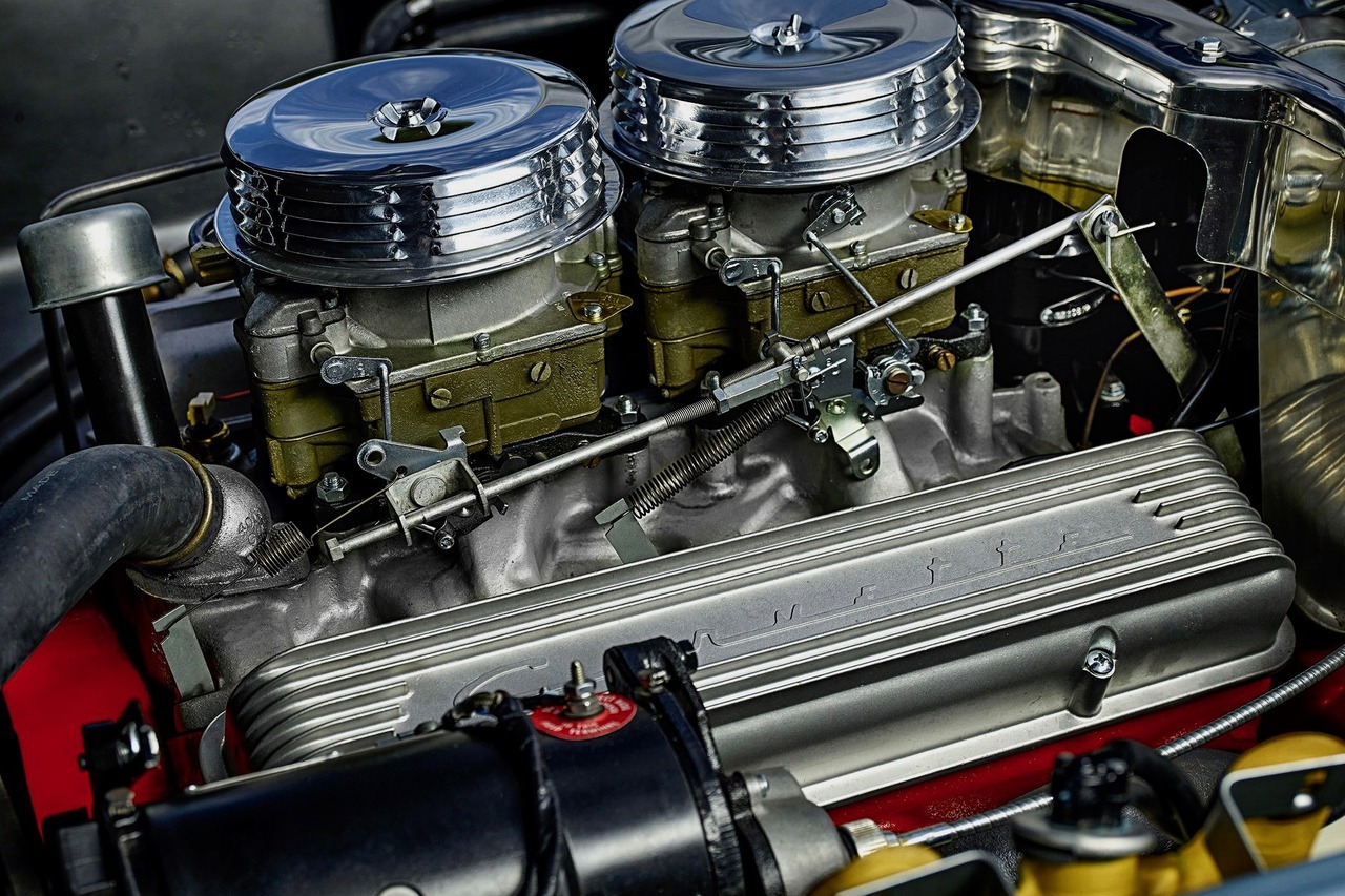 utwo:  1956 Chevrolet Corvette Roadster © don kates 