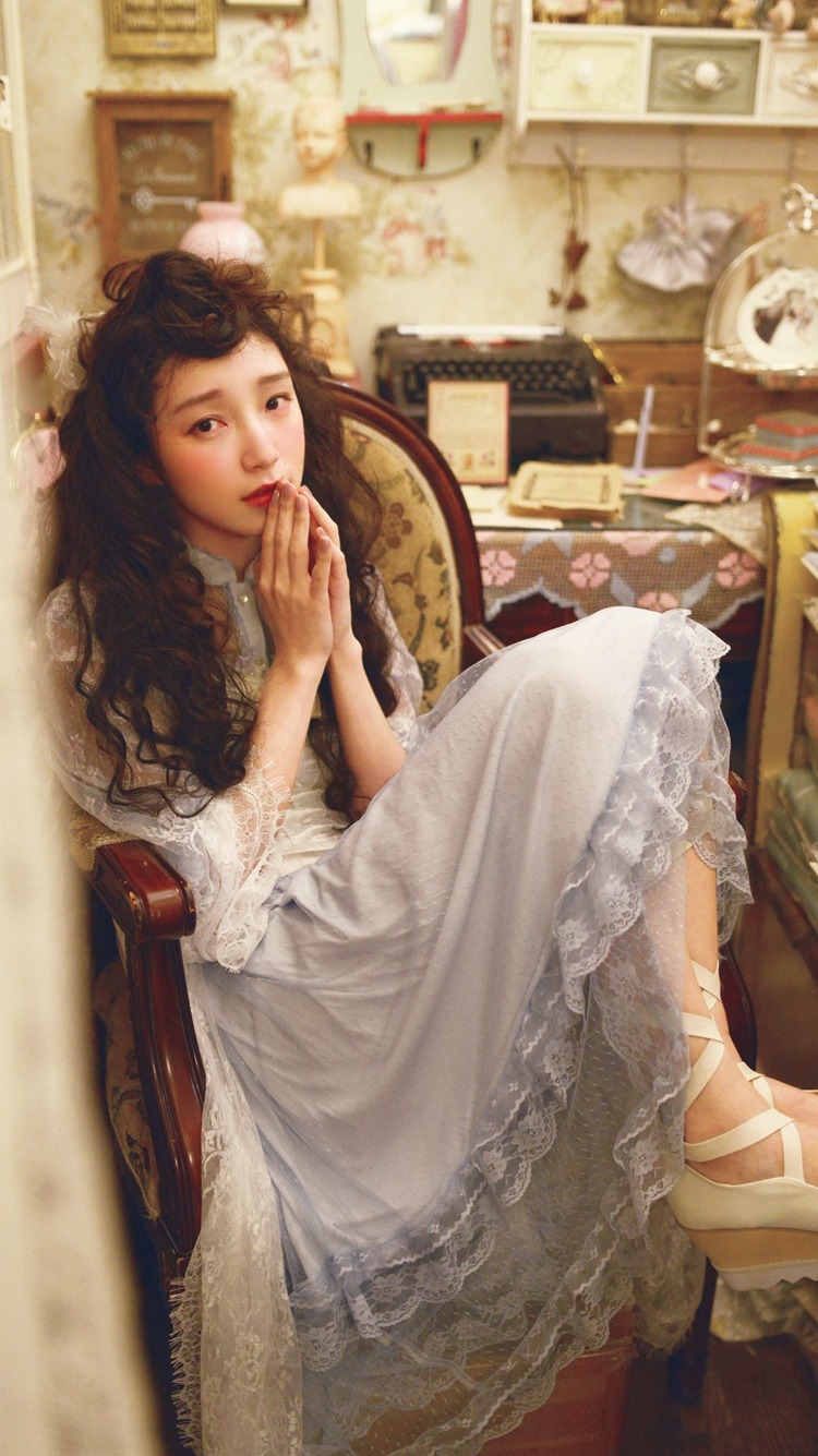 seewhatinspires:  Say a little prayerClick on the image for the taobao listing