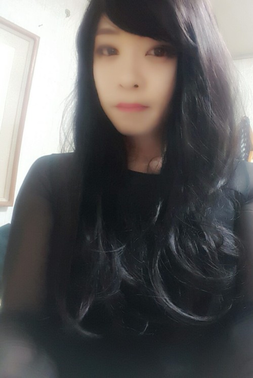 shemale-like-korea: lovelyhsr: 갠적으로 좋아하는 컷! 아주 여자여자함♡ ㅎㅎ 얼굴도 이쁘셔ㅎㅎ매너하세요?