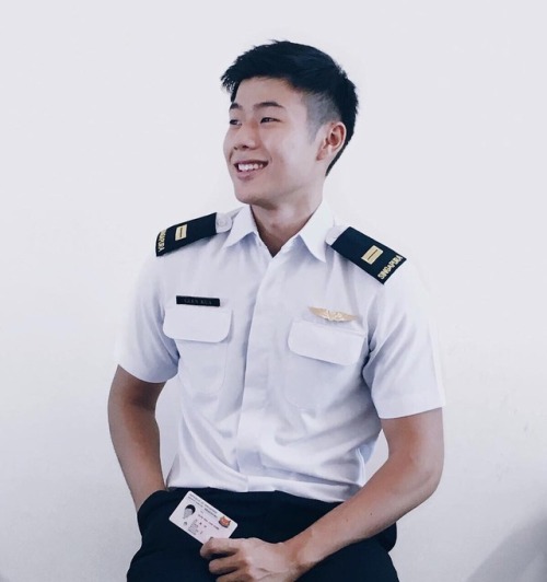 fuckyeahfuckstory: merlionboys: It’s been a busy week so far, meanwhile this boyish cute Air force 